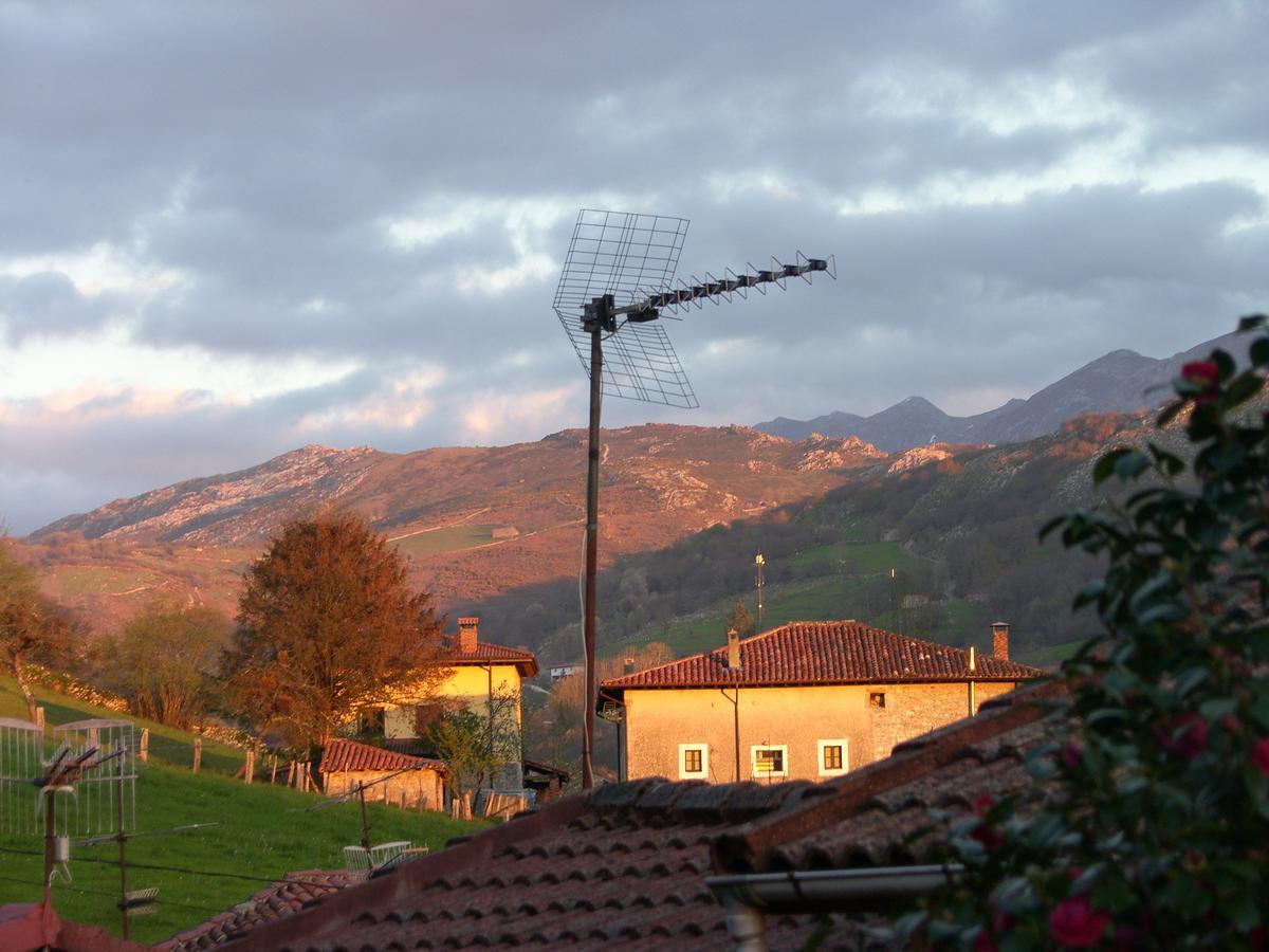 Posada El Pareon Сирвьелья Экстерьер фото